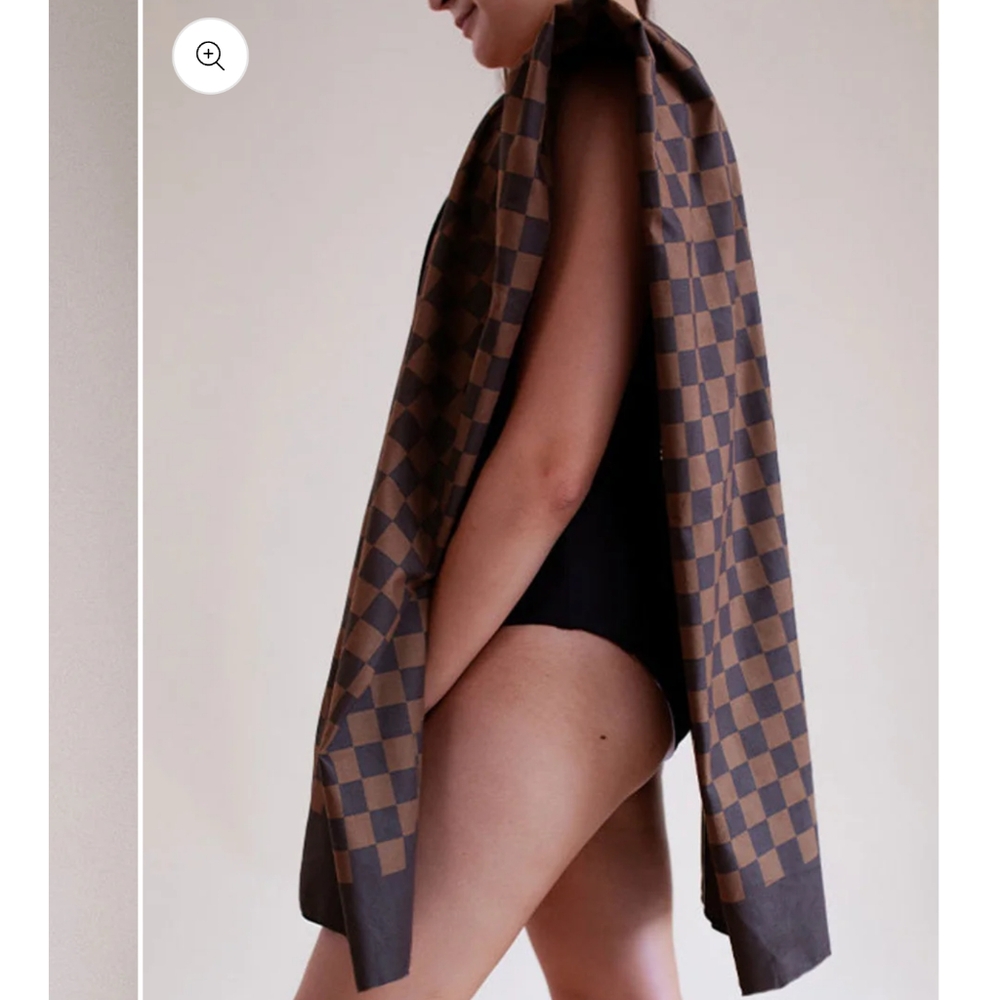 Free Gift Baiia Recycled Sandfree Beach Towel - Limited Edition